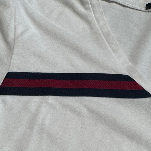 Gucci White T-Shirt with Black and Red Accents - Picture 7 of 11